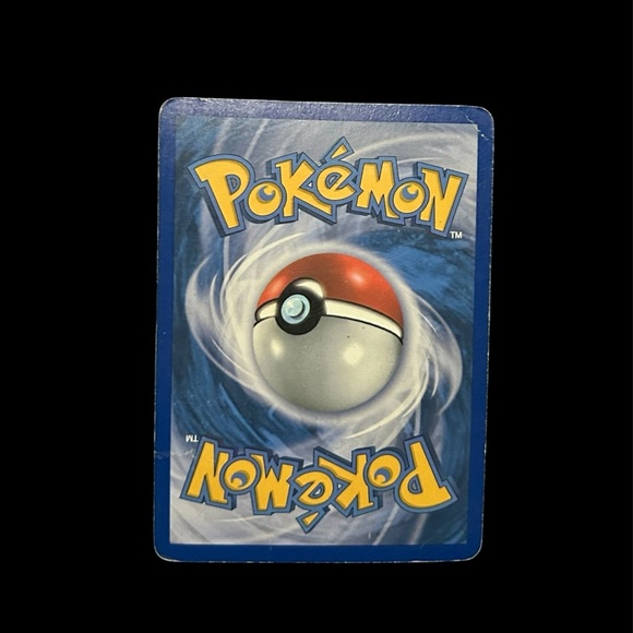 Reshiram EX Pokémon Card - Picture 2 of 2